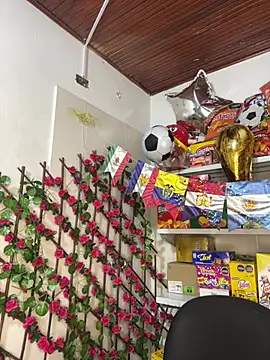 kitty__pinnk live
