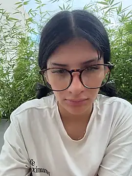 Mia_Alanna live