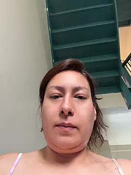 IAmScarlettLove live