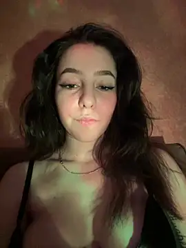Anoraaa8A live