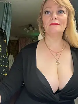 Sweet-blonde live