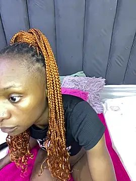 LonelyQueenxx25 live