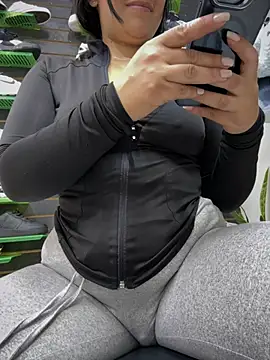 kim_monti live