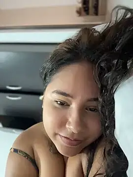 CurlyGirl_1 live