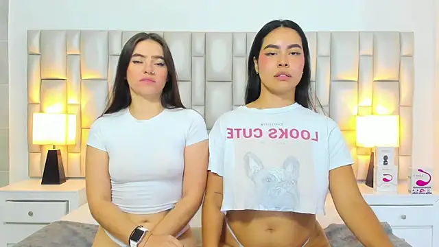 paola_katy_dicks live