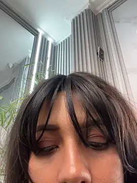 Alexia_Lerner live