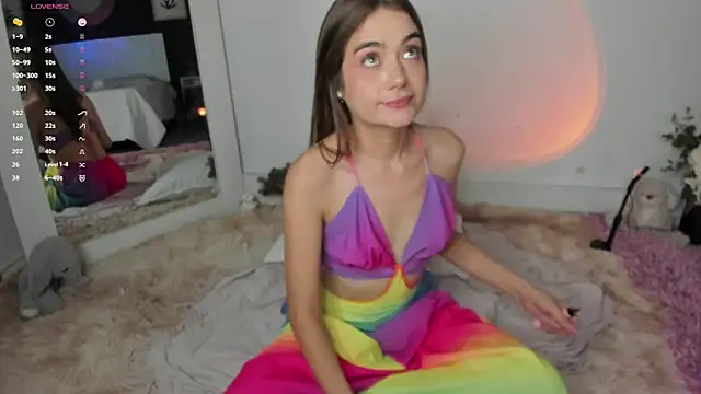 AlannaRussell_ live