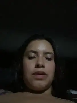 Miss_Bella_Flame live
