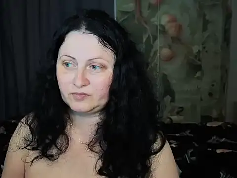 Lillian2 live