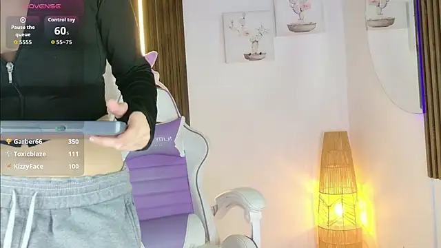 mia_099 live