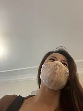 kiss_loo live