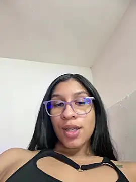 Danaeluxe live