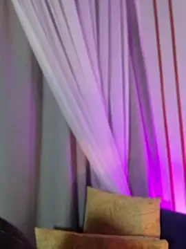 Kate_Amaretto_ live