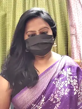 Meera_mia live