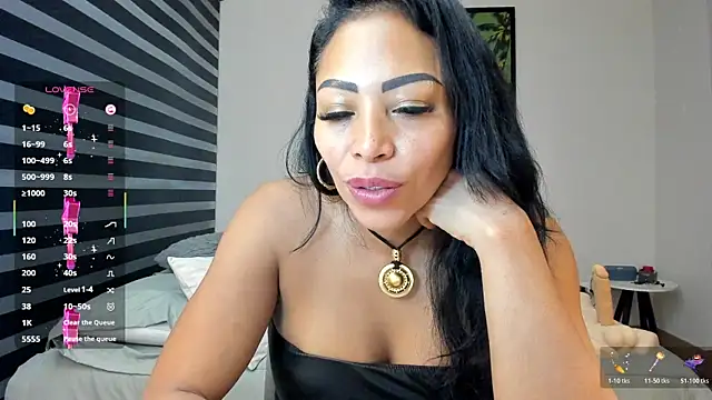 CindyWilliams_ live