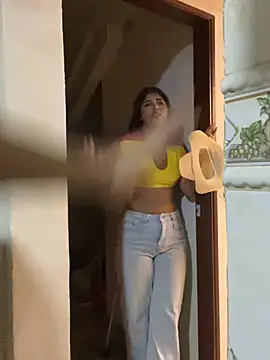 Zoe_rousse01 live