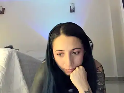 EvangelineLoveee live