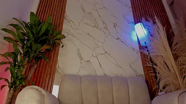 sara_gwen live