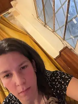 Melu12 live