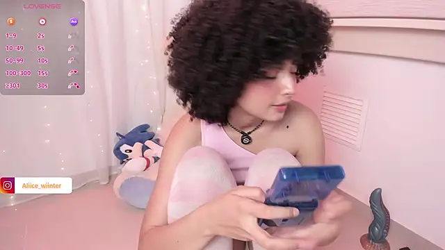 Alice_winter_ live