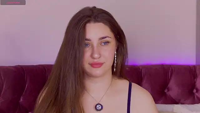 KiraBarlows live