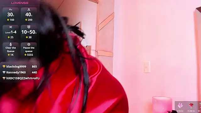 Zoe_Ravenn live