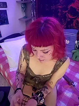 Sarah-Stoner live