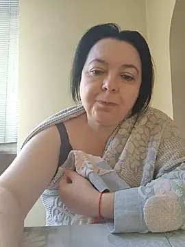 EmmaEmmy40 live