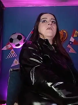 Lena_black_ live