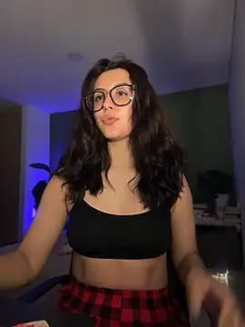 EmaSaenz live