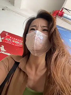 kiss_loo live