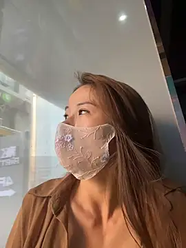 kiss_loo live