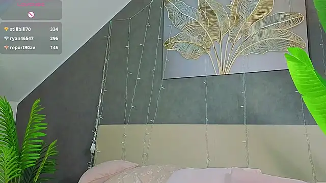 Mollly_Rouge live