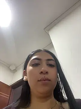 Elek_tra live