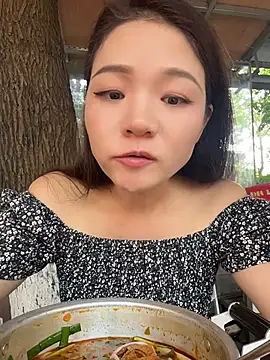xiaochengzi505 live