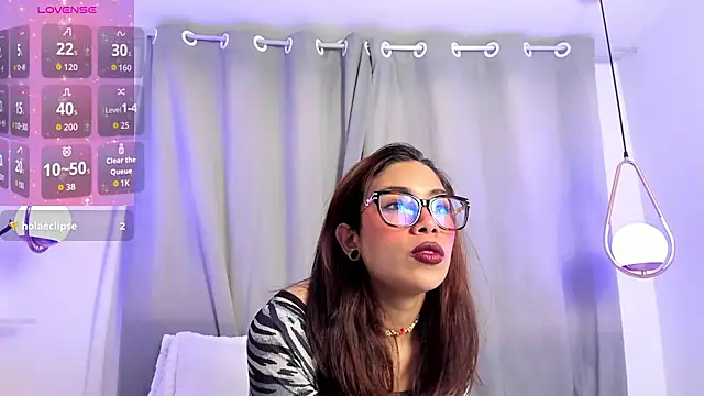 alice_elare live