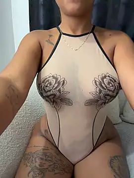 LoisC live