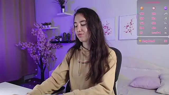 Belle_Via live