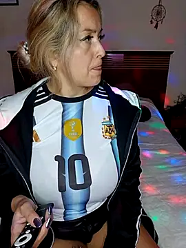 DesireSatler live