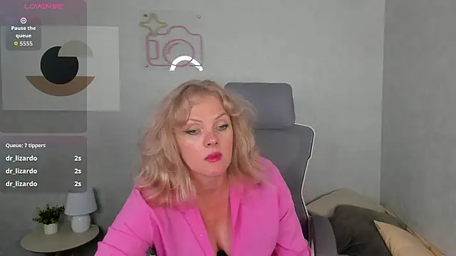 Victoria_Nelson live