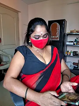 Queen_ilakiya live