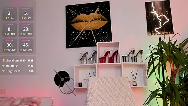 AnyssyaHot live