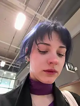 Only_April live