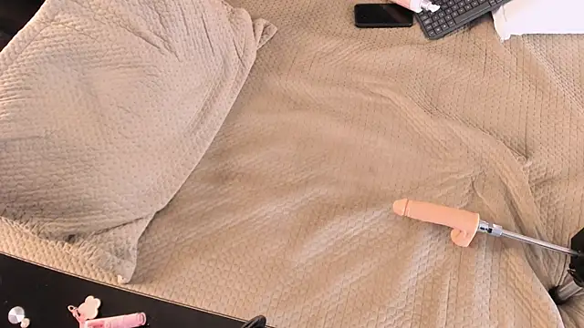 BellaBoobs_ live
