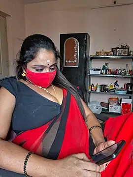 Queen_ilakiya live