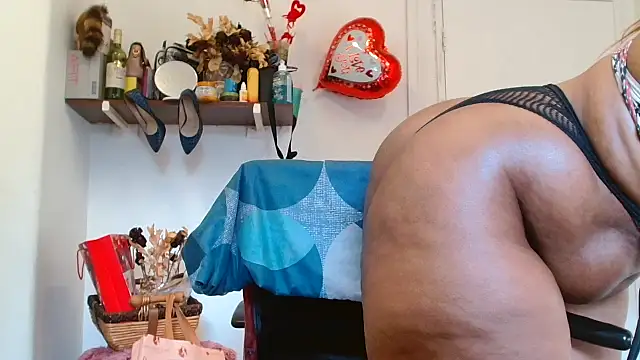 xTALLSEXYBUMx live