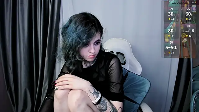 NoelleGothicShadow live