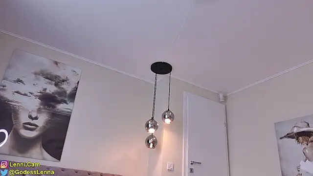 Lenna_Godess live