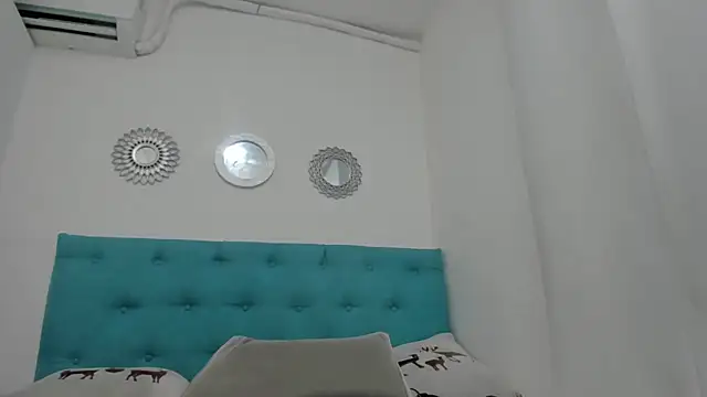 milky_emma18 live