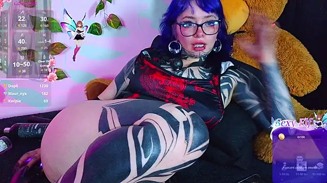LucyChabs_ live